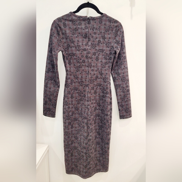 Zara Dress Bodycon Check Grey Burgundy Round Neck Long Sleeve - Picture 3 of 8
